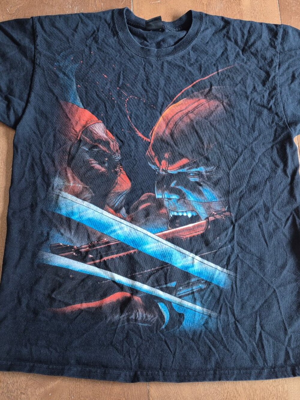 Deapool vs Wolverine Marvel men shirt Large